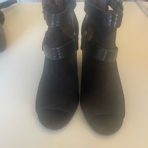 Arturo Chiang shoe boot black